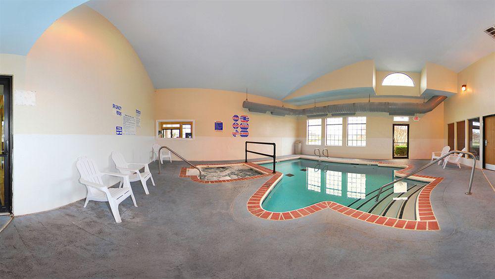 Super 8 By Wyndham Tulsa/Downtown/East Ξενοδοχείο Εξωτερικό φωτογραφία